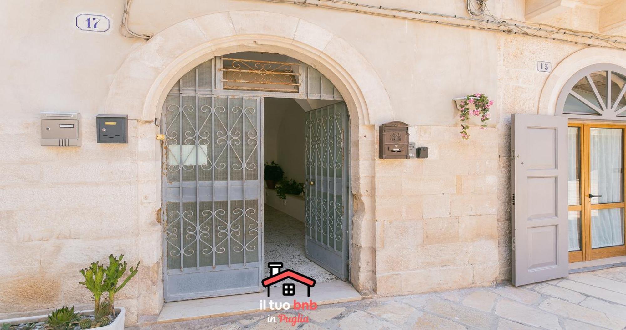 Casa Bianca Bnb,Big Terrace,10 Min Airport Beaches Bitonto Exterior foto